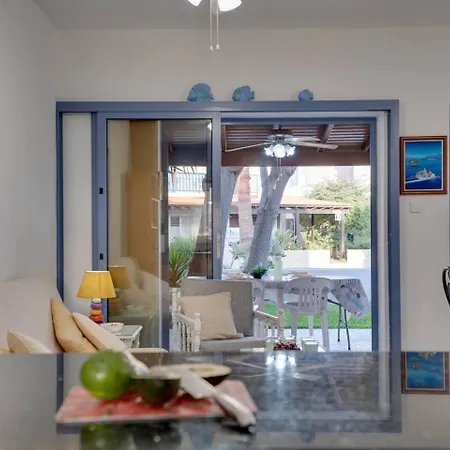 Ammos 20 Side Seaview Vakantiehuis Larnaca