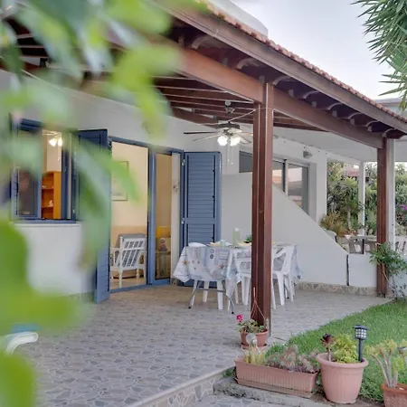 Ammos 20 Side Seaview Vakantiehuis