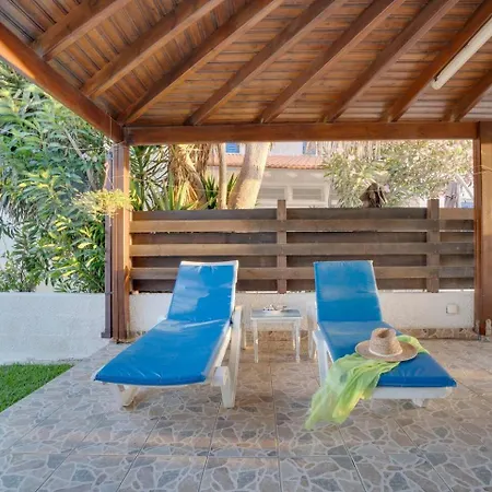 Ammos 20 Side Seaview