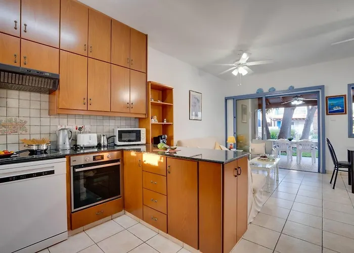 Ammos 20 Side Seaview * Larnaca