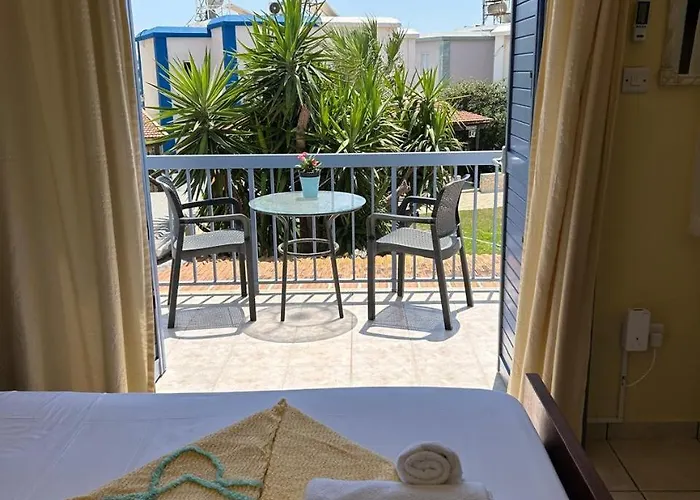 Ammos 20 Side Seaview Larnaca